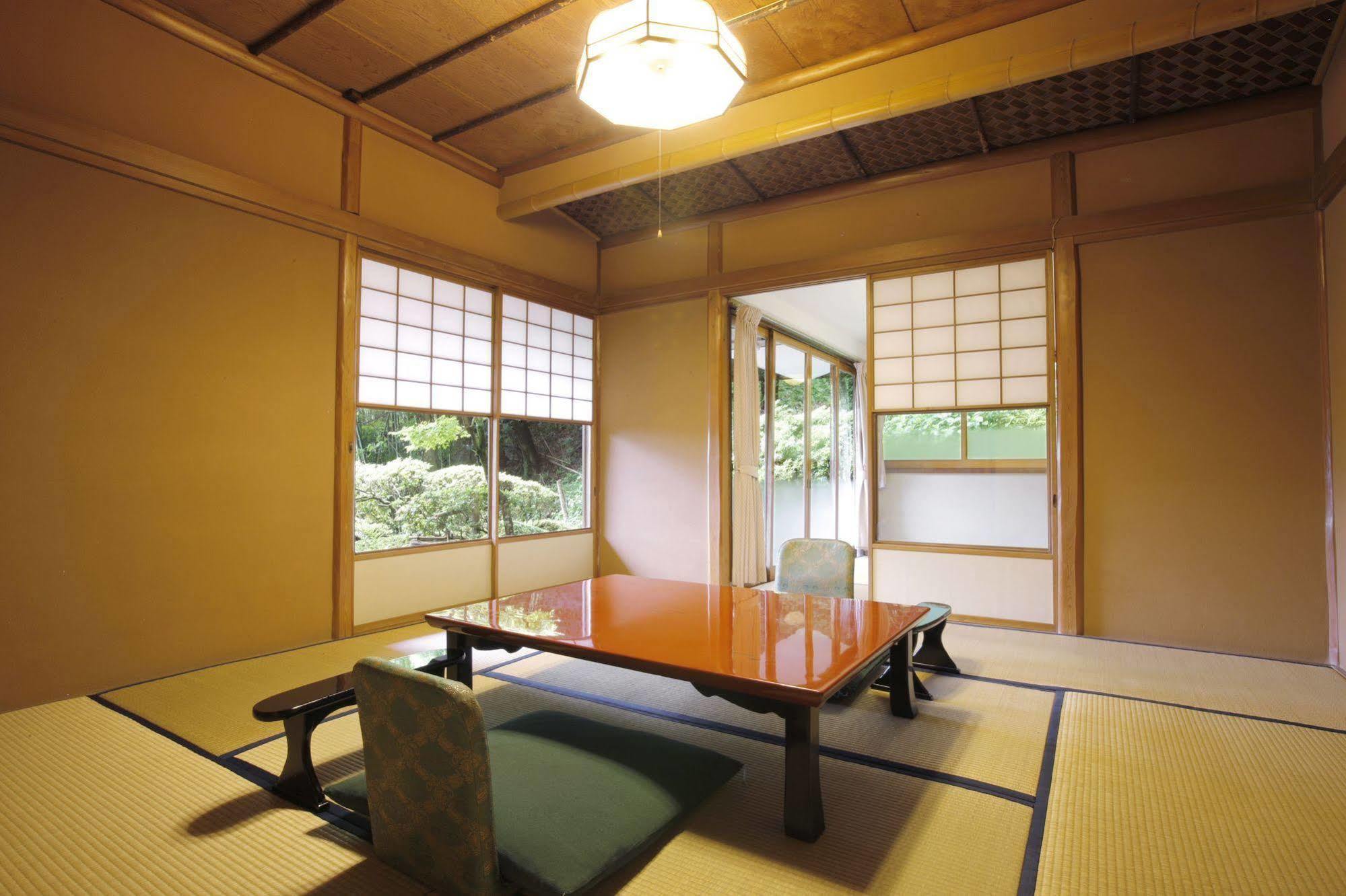 Kona Besso Hotel Izunokuni Bagian luar foto